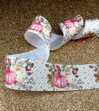Load image into Gallery viewer, Pastel Pumpkin with Gold Glitter Sparkles - 5/8&quot; - 7/8&quot; - 1.5&quot; - 3&quot;