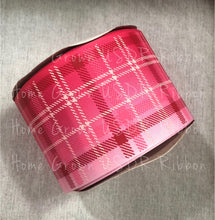 Load image into Gallery viewer, Valentine&#39;s Day Tartan Pink Ombre